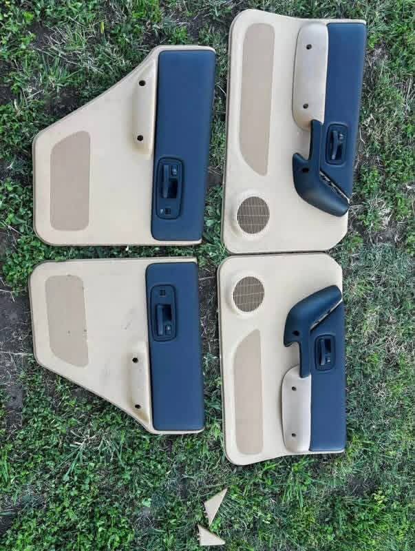97-01 Jeep Cherokee xj tan door panels