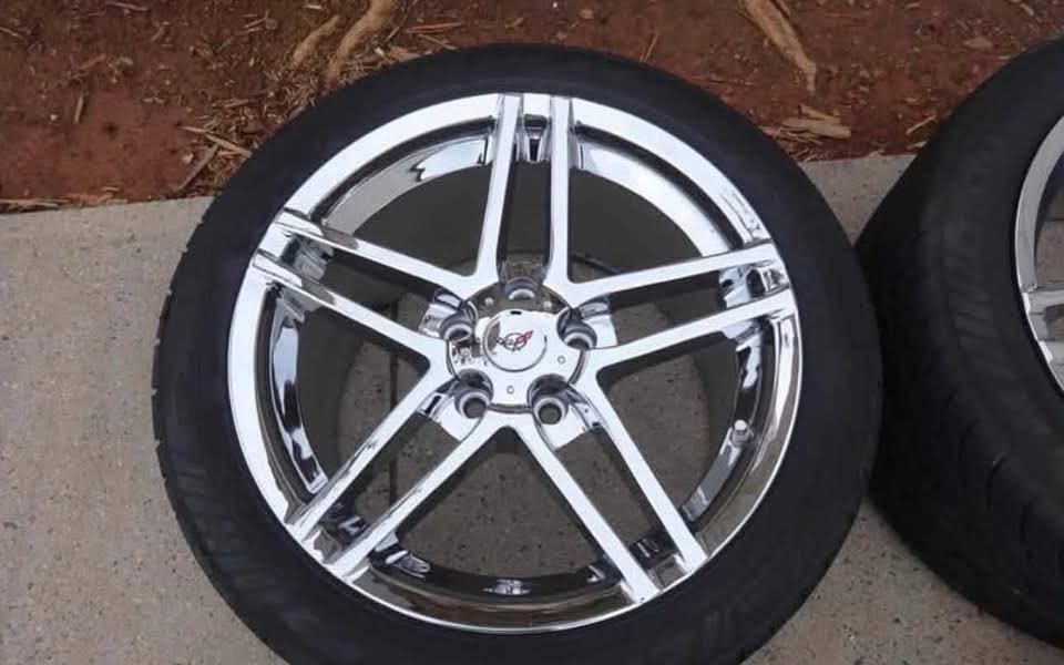  1997-2004 C5 Corvette chrome wheels & tires