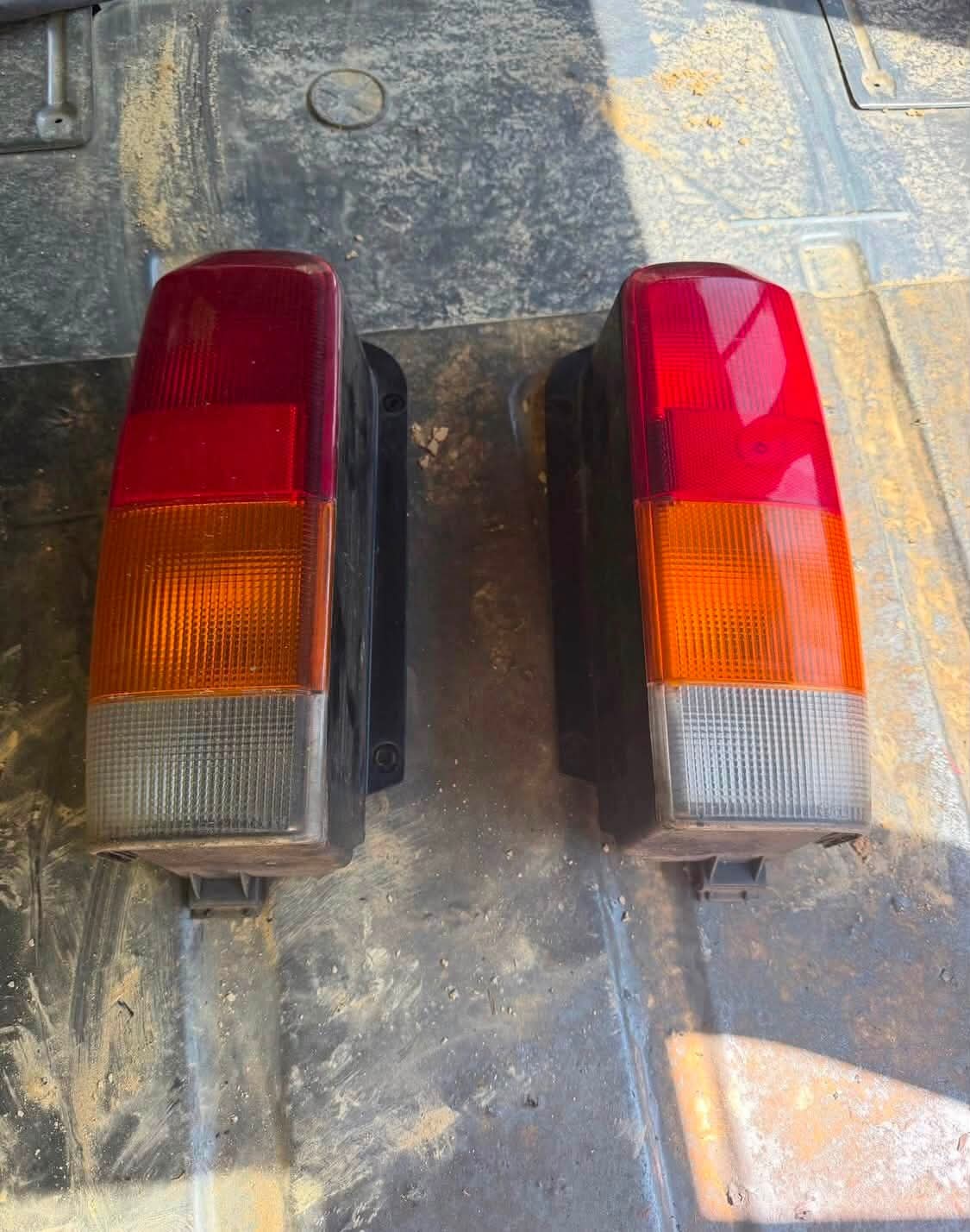 1997-2001 jeep Cherokee tailights