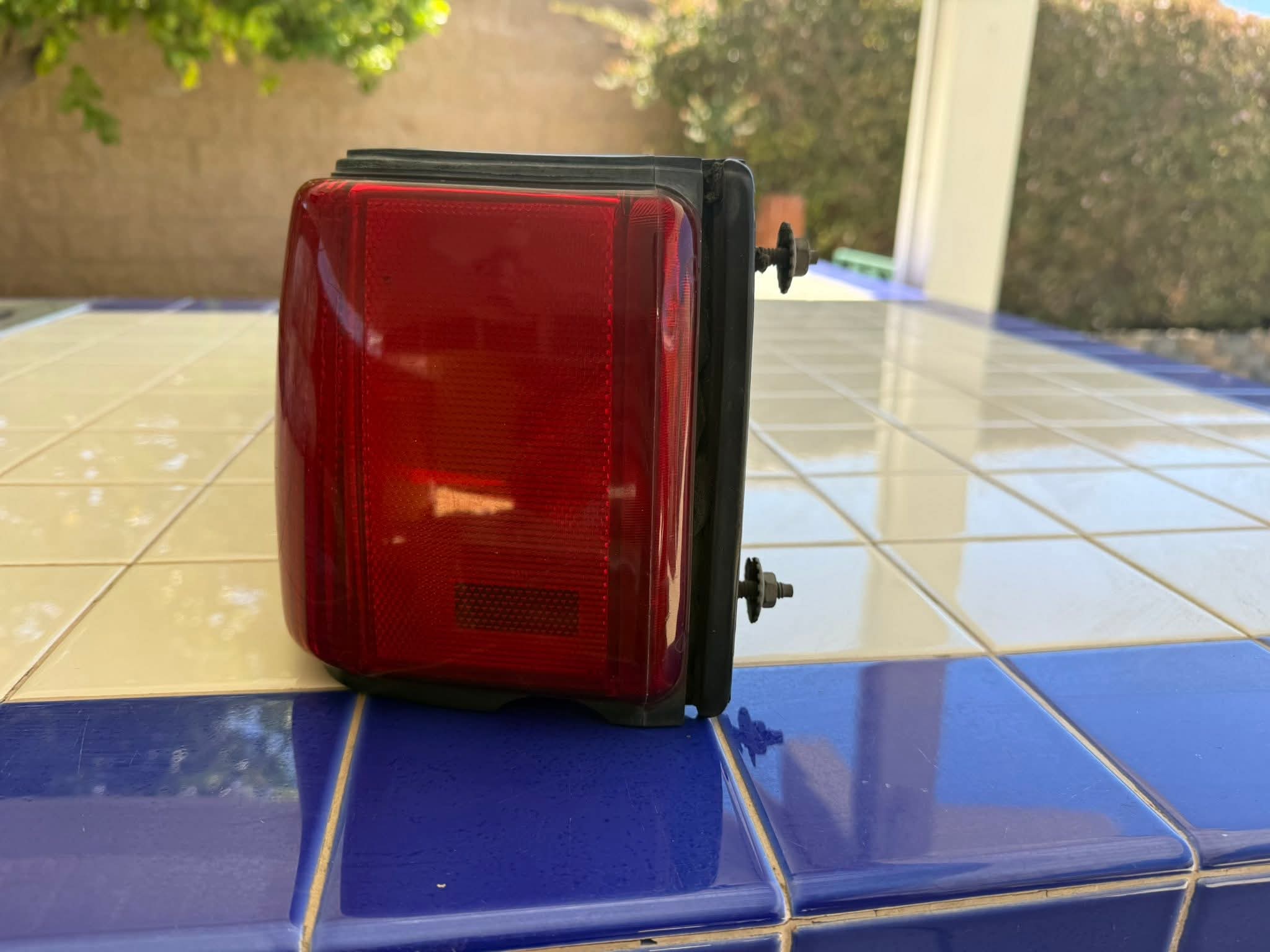OEM Ford Mustang 1987 - 1993 Fox Body LX Right side passenger tail light lamp