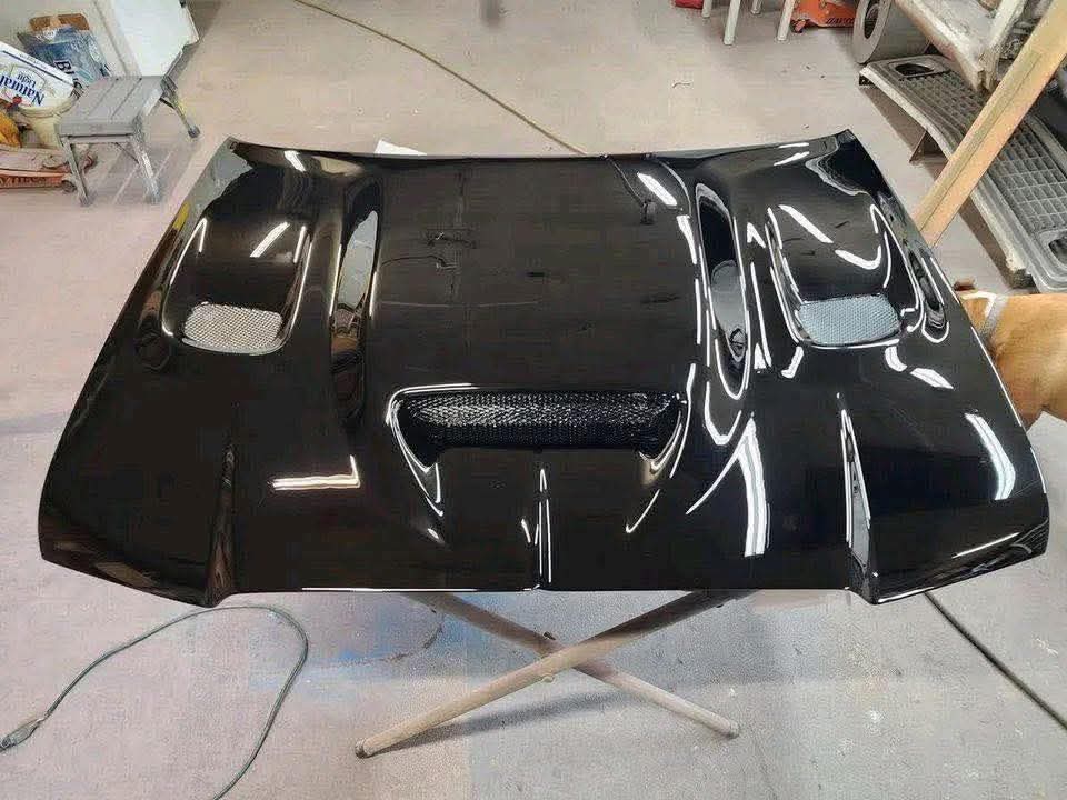 Vented Hellcat Style Hood -chrysler Fits 2005-2010  