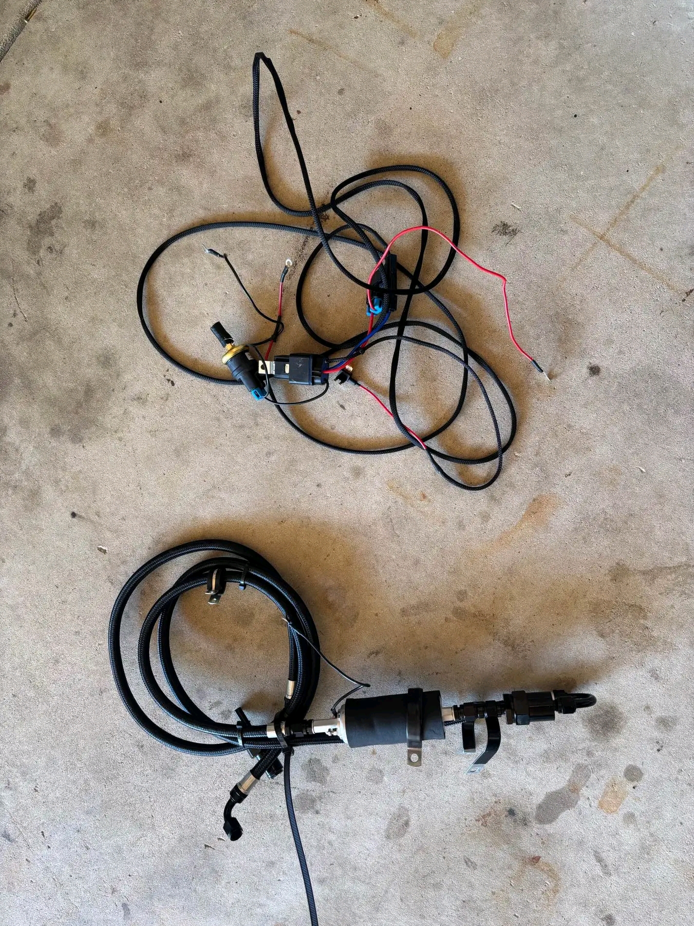 Universal Inline External Fuel Pump Kit -6AN Braided Lines + Filter 